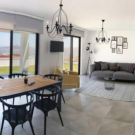Newly Furnished Private In Gundogan 펜션 Bodrum